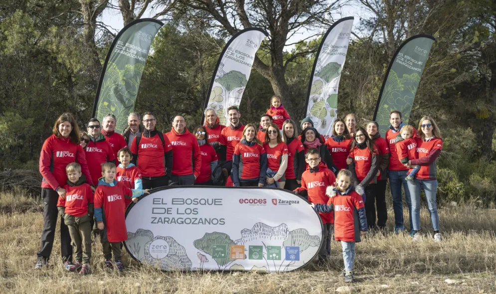 Nos sumamos a la plantación de árboles en el Bosque de los Zaragozanos Nos sumamos a la plantación de árboles en el Bosque de los Zaragozanos