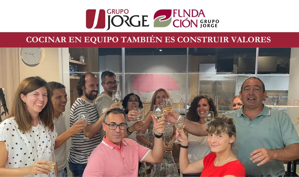 Cocinar en equipo también es construir en valores Cocinar en equipo también es construir en valores